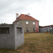 teren pod ktorym zbudowano schron